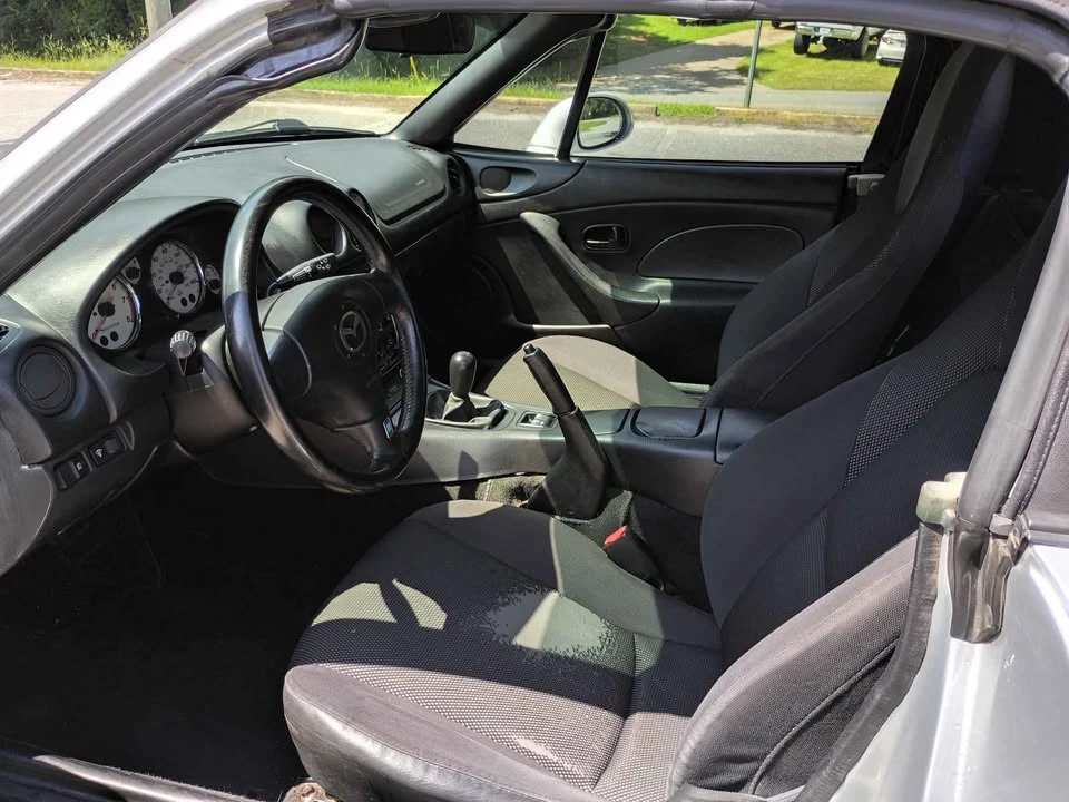 2001 Mazda NB MX-5 Miata - Image 7 of 12
