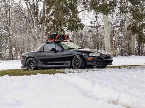 2001 Mazda MX-5 LS Convertible 2D