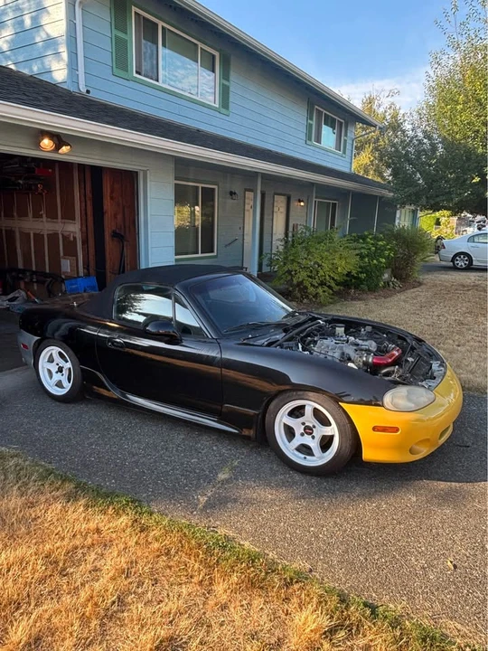 2001 Mazda NB MX-5 Miata - Image 2 of 5