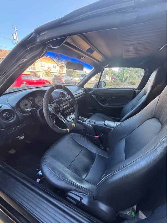 2001 Mazda NB MX-5 Miata - Image 5 of 5