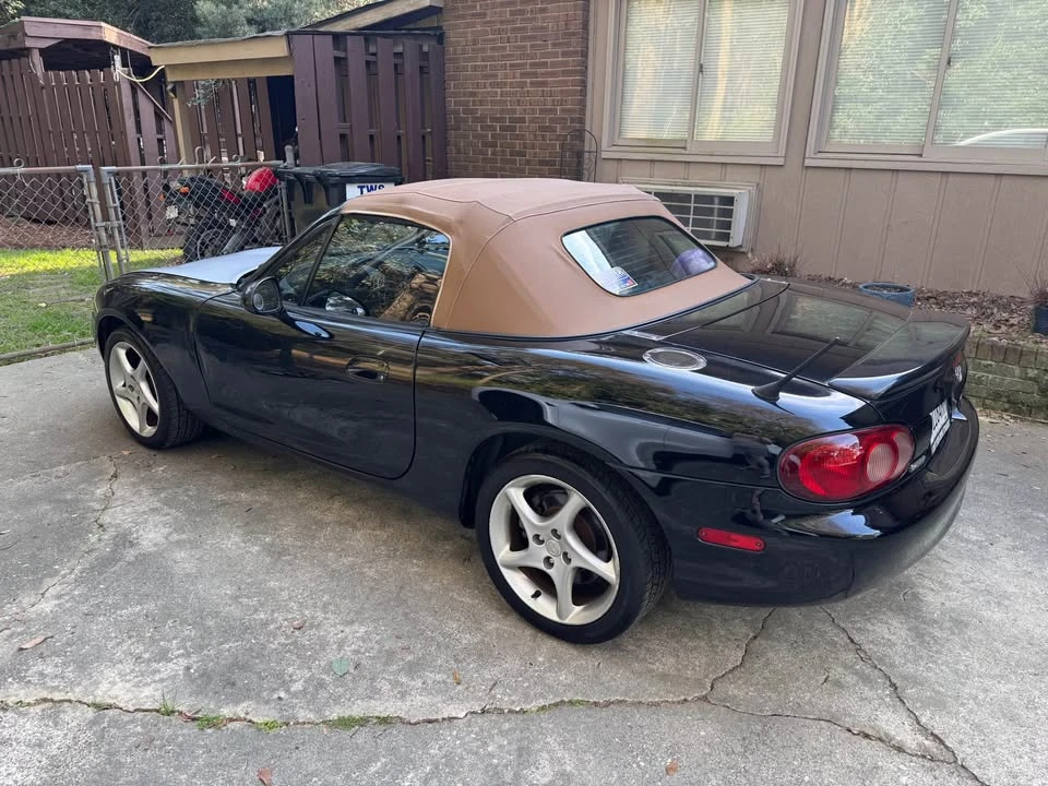 2001 Mazda NB MX-5 Miata - Image 2 of 7