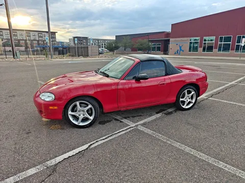 2001 Mazda MX-5 LS Convertible 2D