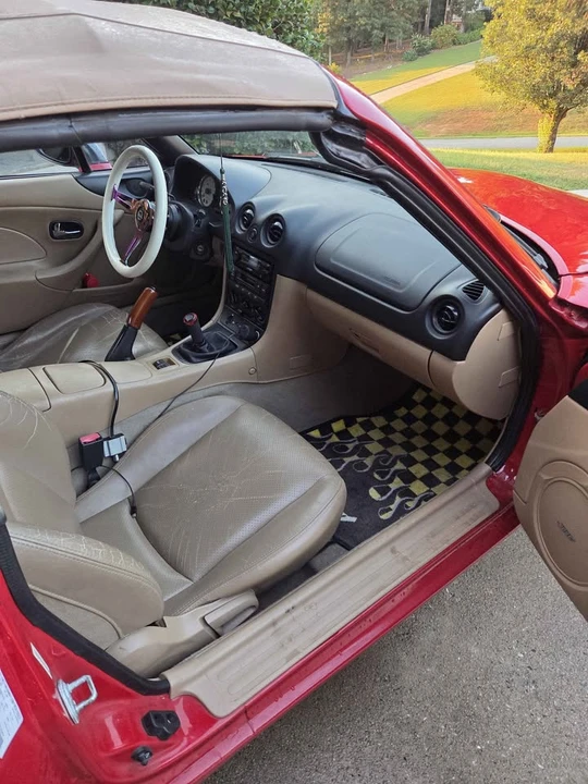 2001 Mazda NB MX-5 Miata - Image 13 of 13