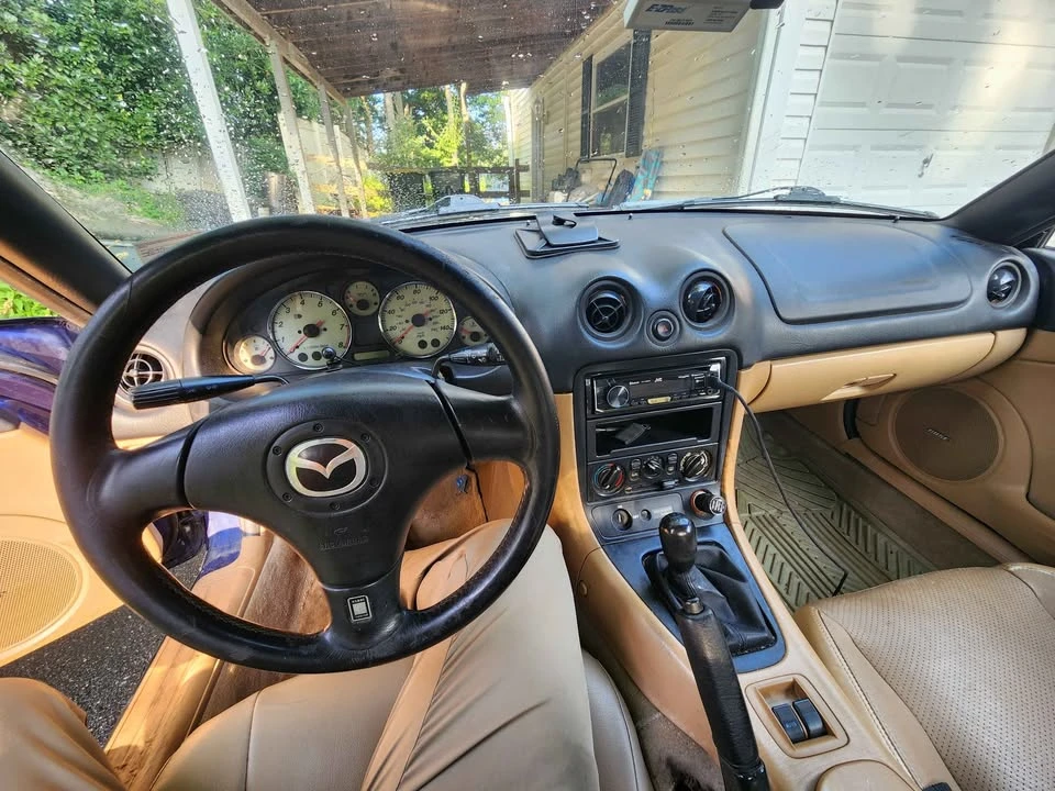 2001 Mazda NB MX-5 Miata - Image 15 of 20
