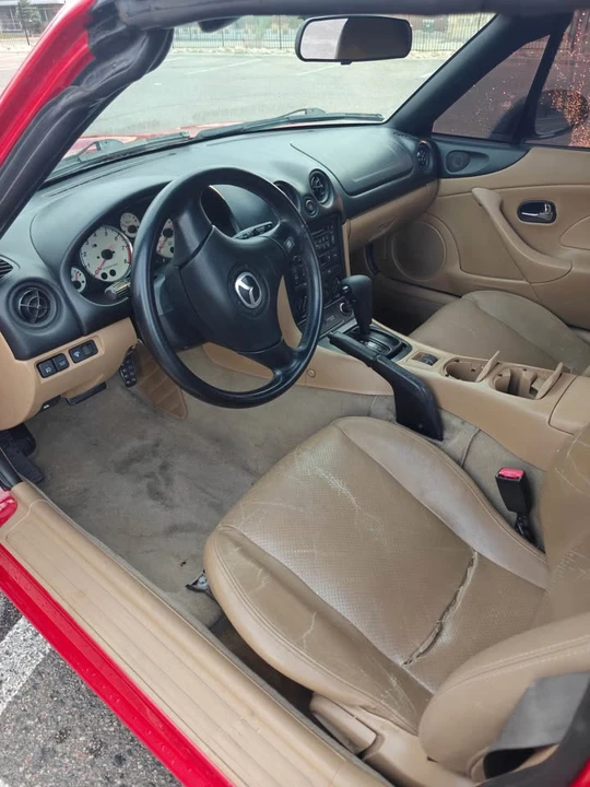 2001 Mazda NB MX-5 Miata - Image 4 of 15