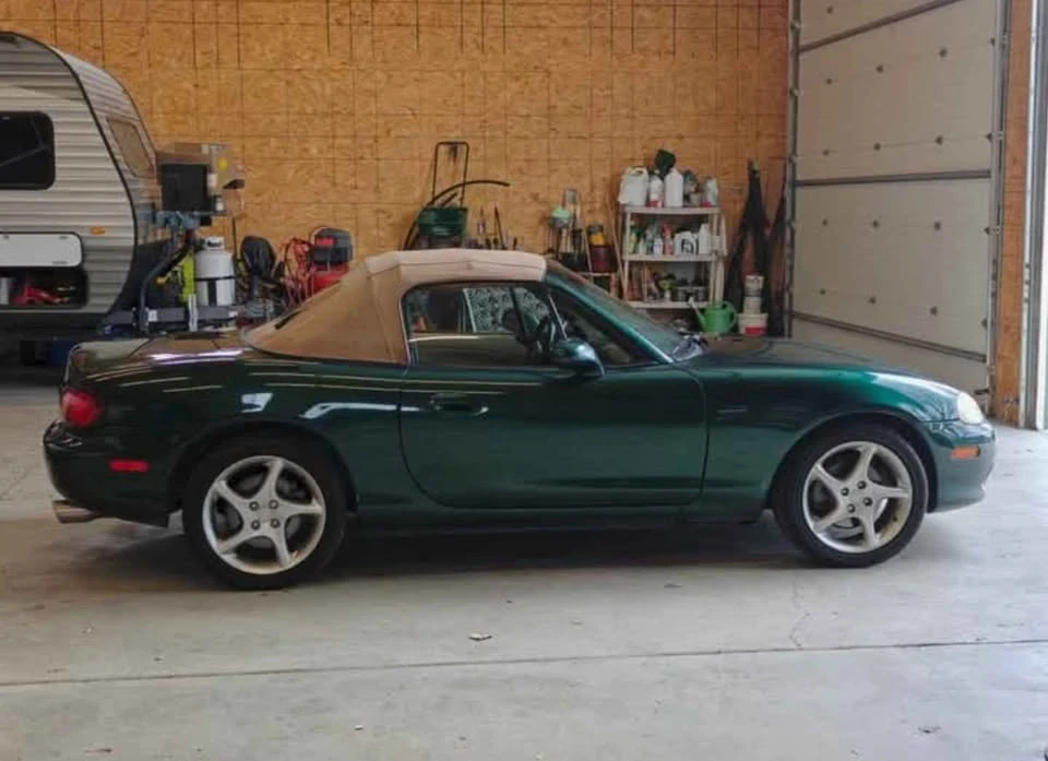 2001 Mazda NB MX-5 Miata - Image 2 of 9