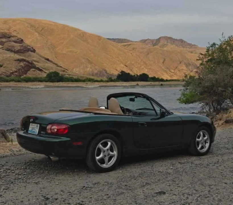 2001 Mazda NB MX-5 Miata - Image 9 of 9