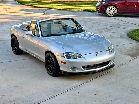 2001 Mazda MX-5 LS Convertible 2D