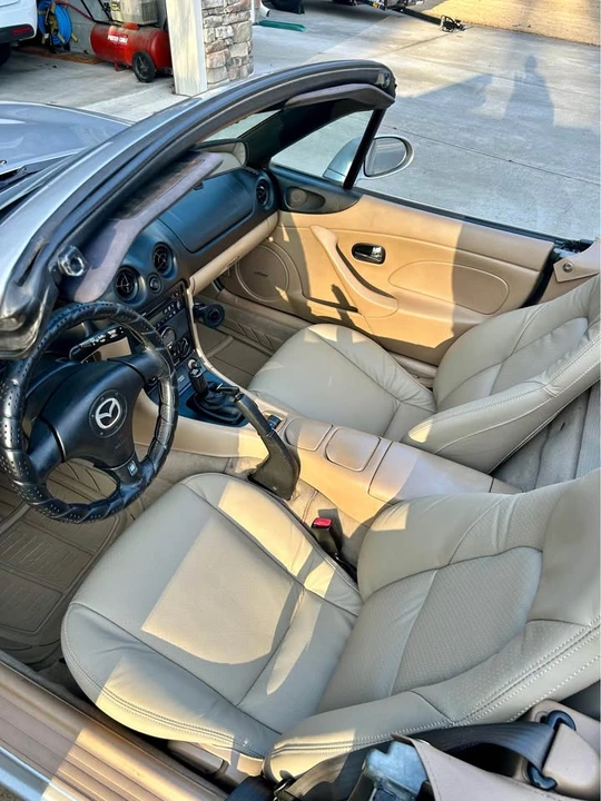 2001 Mazda NB MX-5 Miata - Image 10 of 13