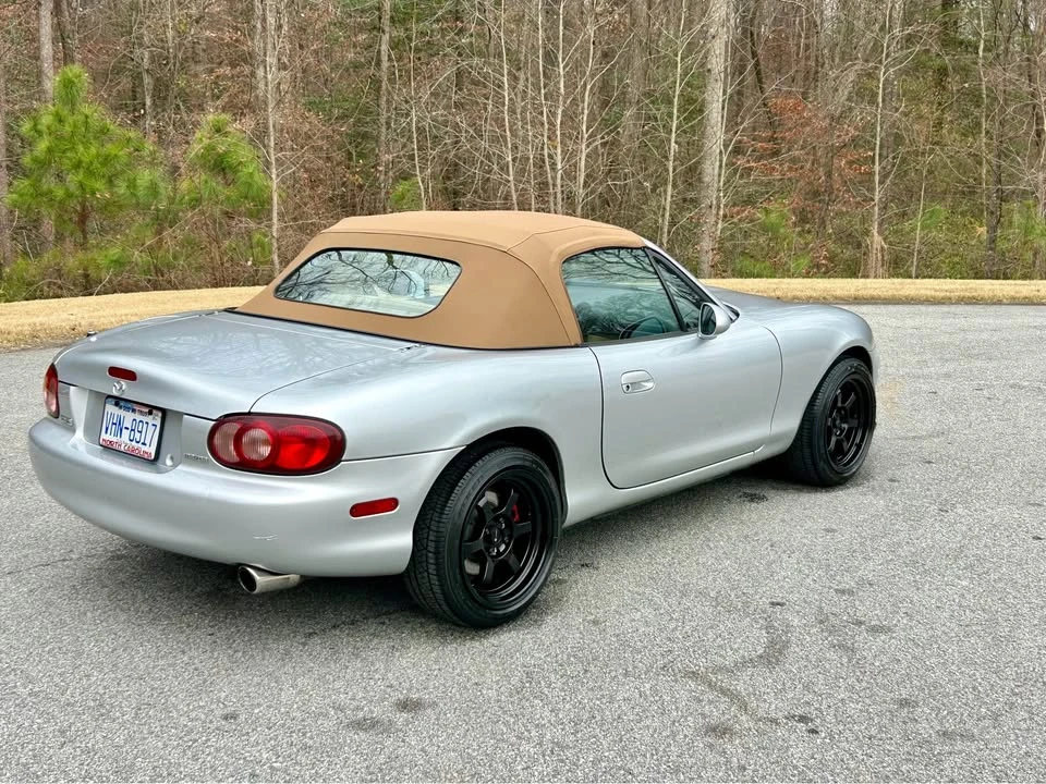 2001 Mazda NB MX-5 Miata - Image 3 of 13