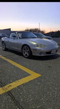 2001 Mazda MX-5 LS Convertible 2D