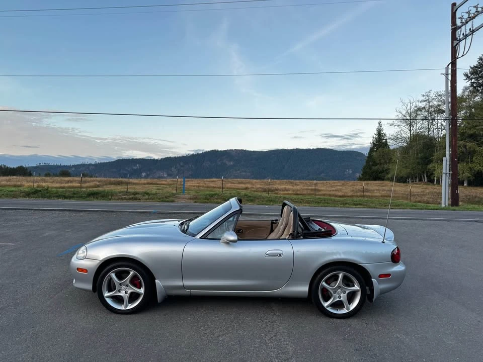 2001 Mazda NB MX-5 Miata - Image 3 of 9