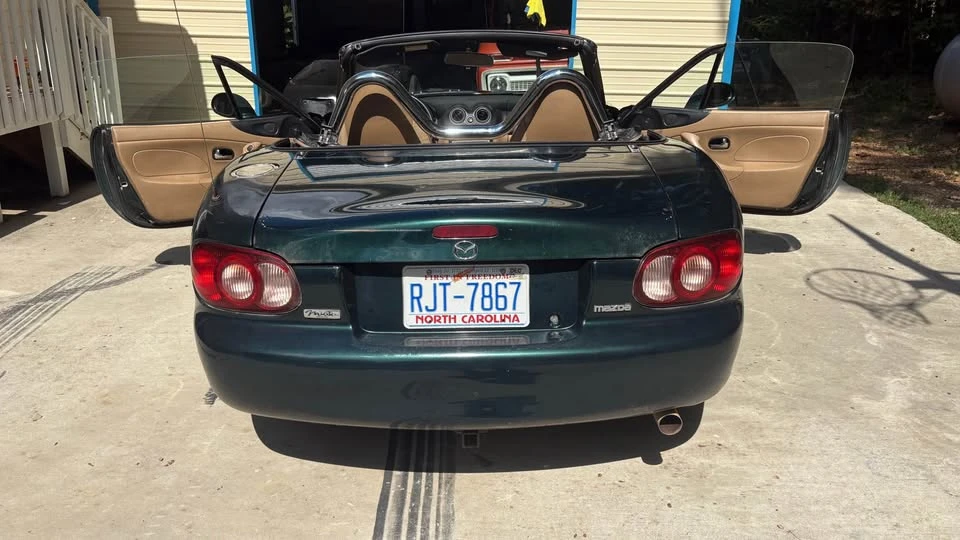 2001 Mazda NB MX-5 Miata - Image 6 of 10