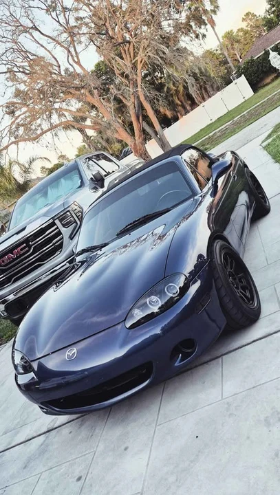 2001 Mazda NB MX-5 Miata - Image 3 of 5