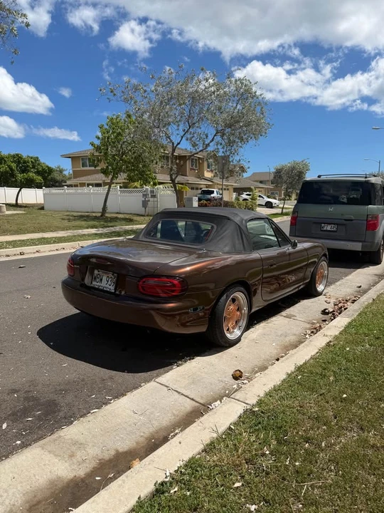 2001 Mazda NB MX-5 Miata - Image 3 of 8