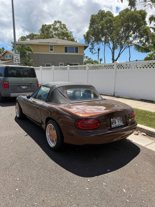 2001 Mazda NB MX-5 Miata - Image 4 of 8