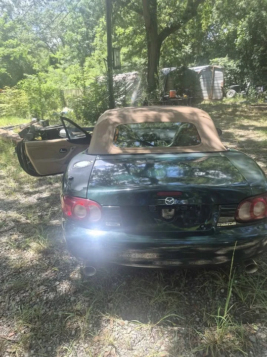 2001 Mazda NB MX-5 Miata - Image 2 of 4