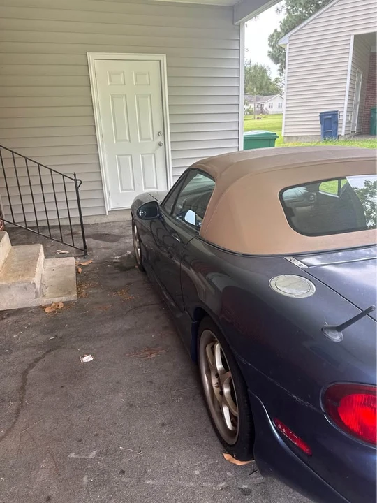 2001 Mazda NB MX-5 Miata - Image 2 of 14