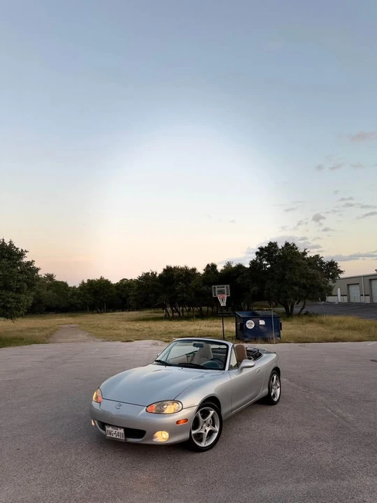 2001 Mazda NB MX-5 Miata - Image 7 of 12