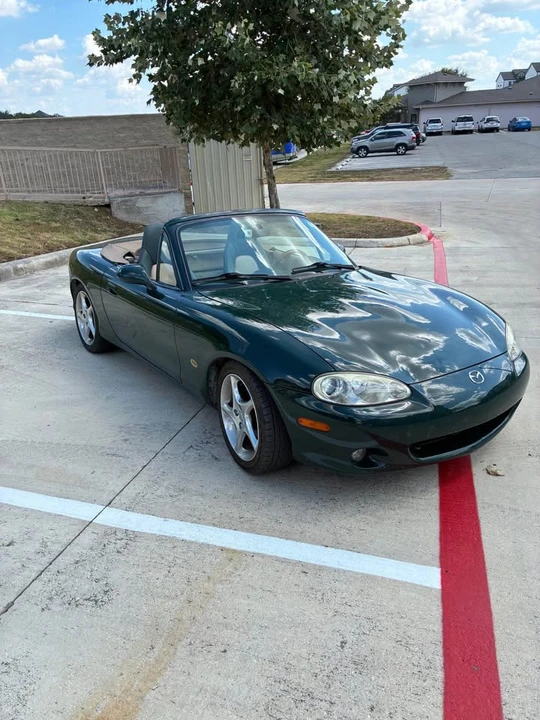 2001 Mazda NB MX-5 Miata - Image 2 of 14