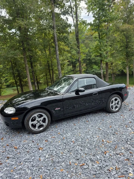 2001 Mazda NB MX-5 Miata - Image 9 of 13