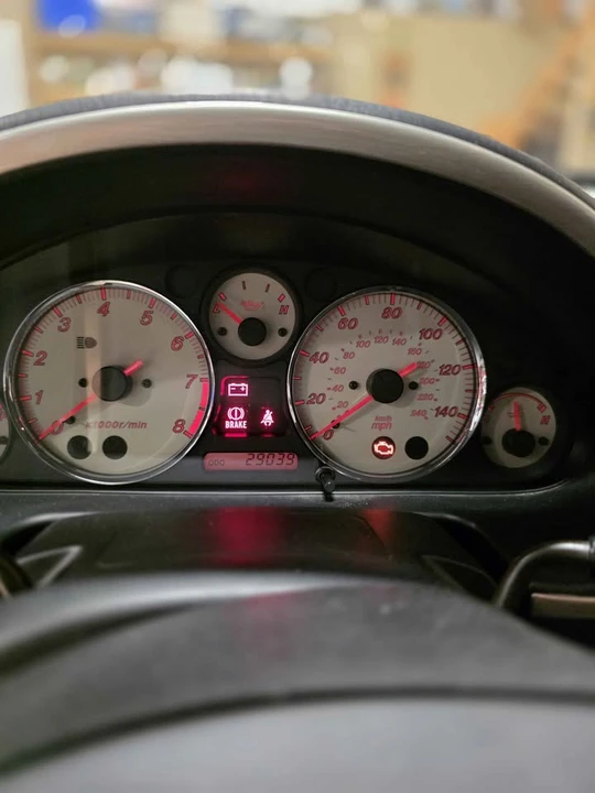 2001 Mazda NB MX-5 Miata - Image 11 of 13