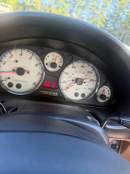 2001 Mazda NB MX-5 Miata - Image 11 of 15