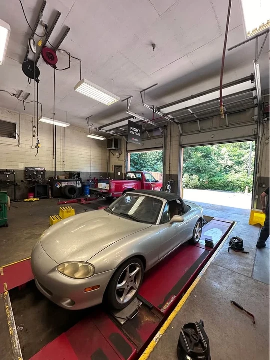 2001 Mazda NB MX-5 Miata - Image 4 of 4