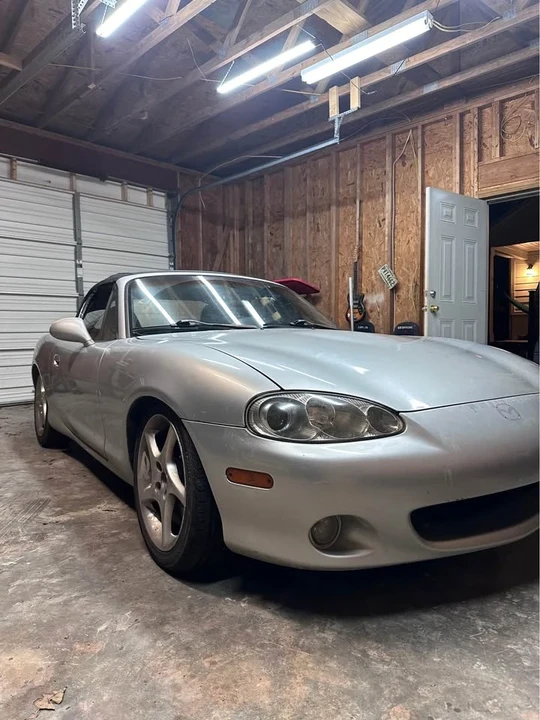 2001 Mazda NB MX-5 Miata - Image 3 of 4