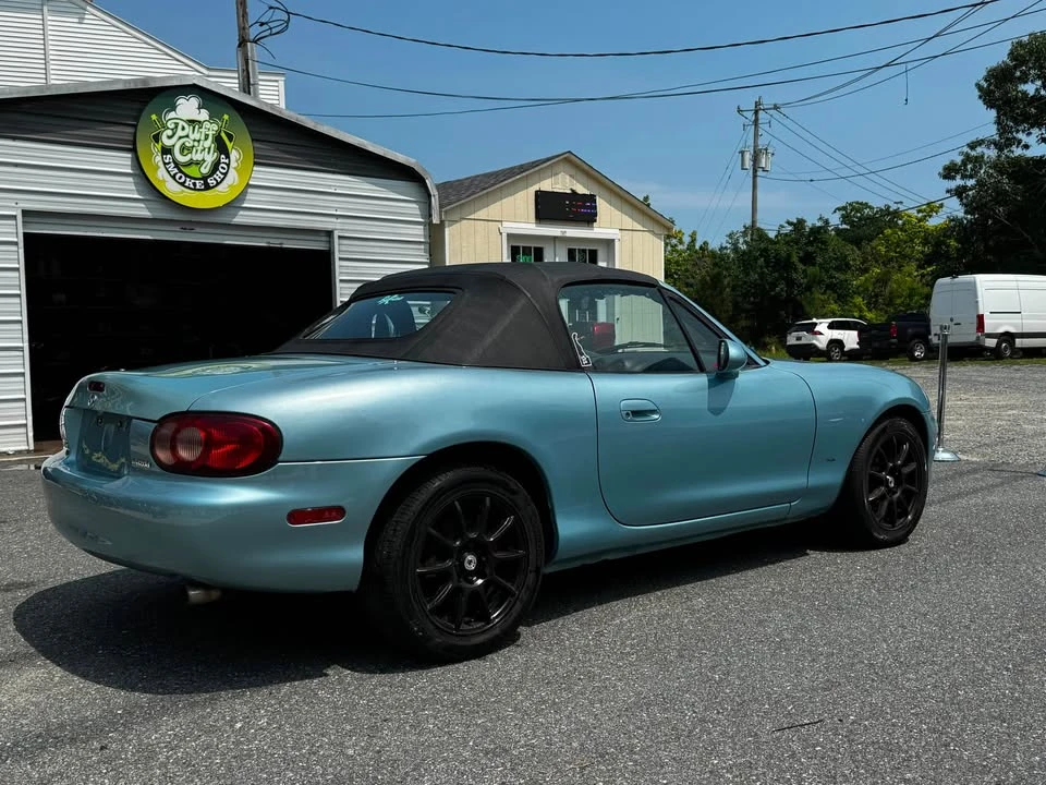 2001 Mazda NB MX-5 Miata - Image 8 of 19