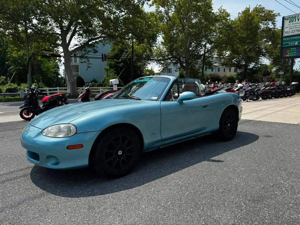 2001 Mazda NB MX-5 Miata - Image 2 of 19