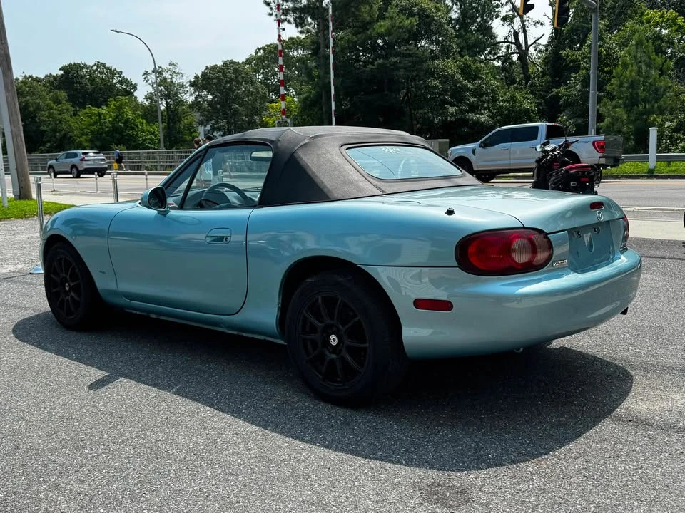 2001 Mazda NB MX-5 Miata - Image 7 of 19