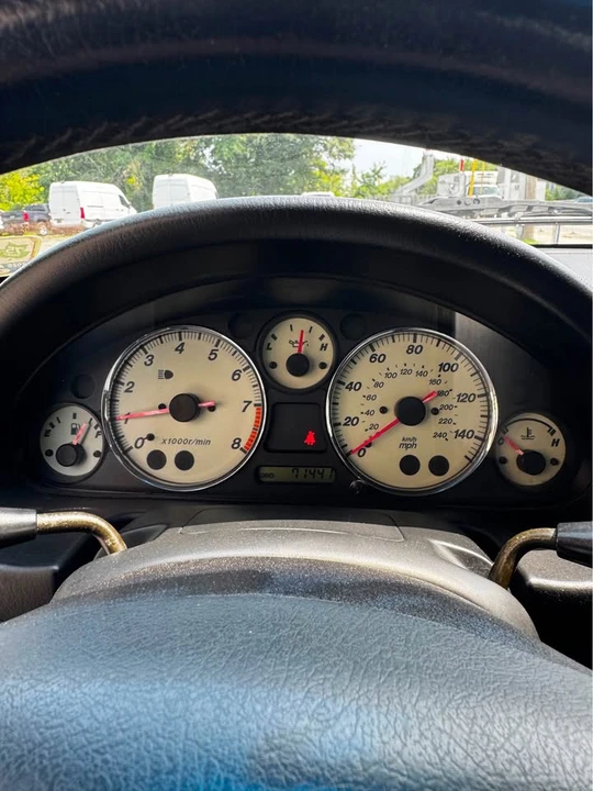 2001 Mazda NB MX-5 Miata - Image 18 of 19