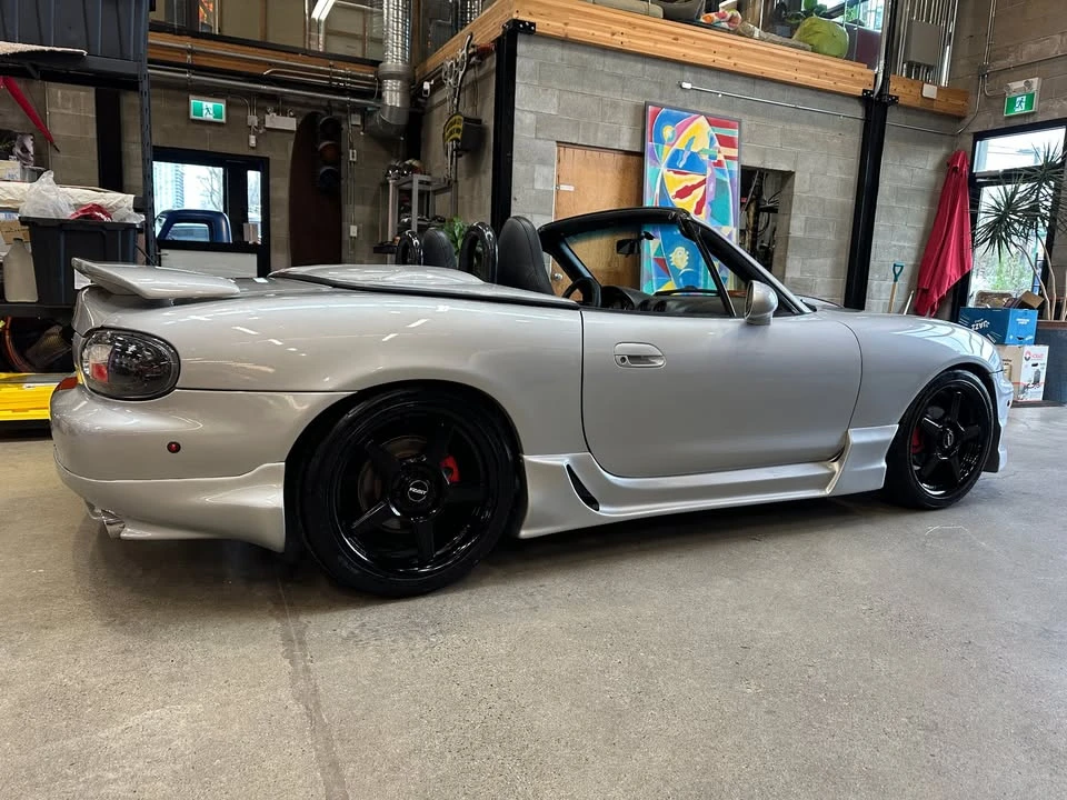 2001 Mazda NB MX-5 Miata - Image 16 of 20