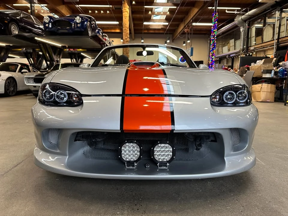 2001 Mazda NB MX-5 Miata - Image 2 of 20