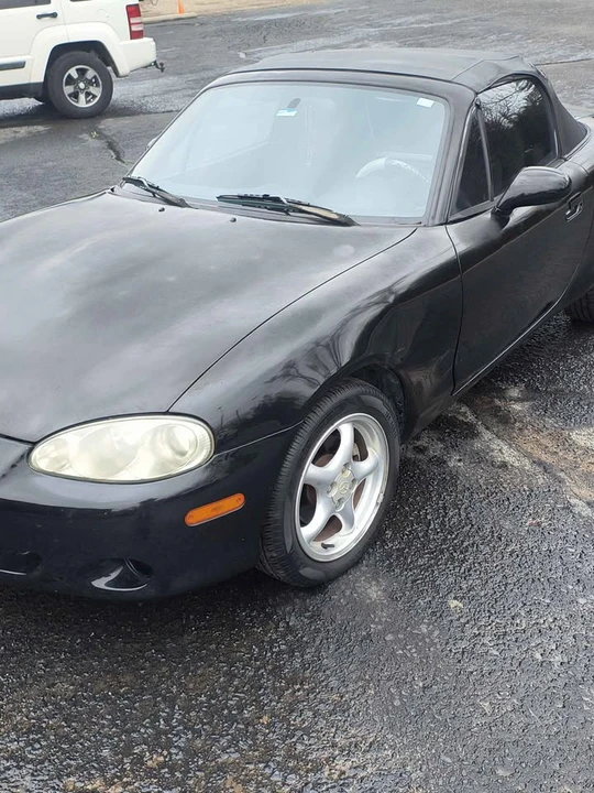 2001 Mazda NB MX-5 Miata - Image 8 of 10