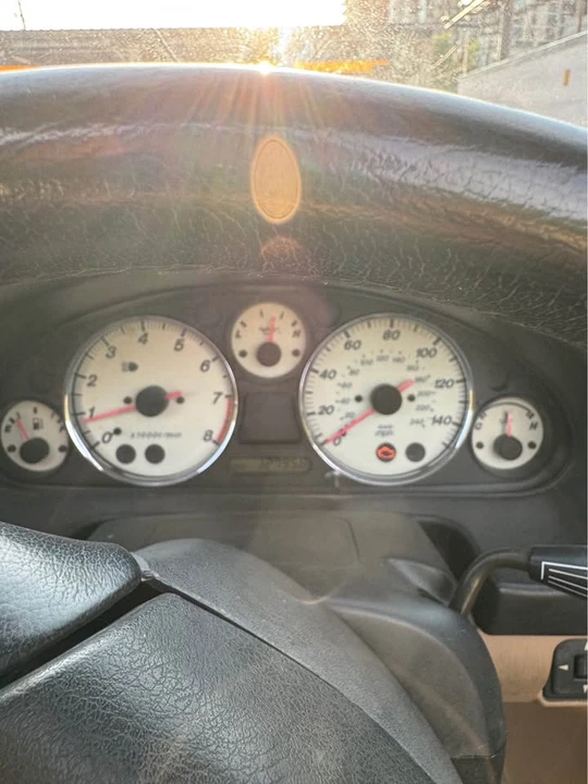 2001 Mazda NB MX-5 Miata - Image 6 of 9