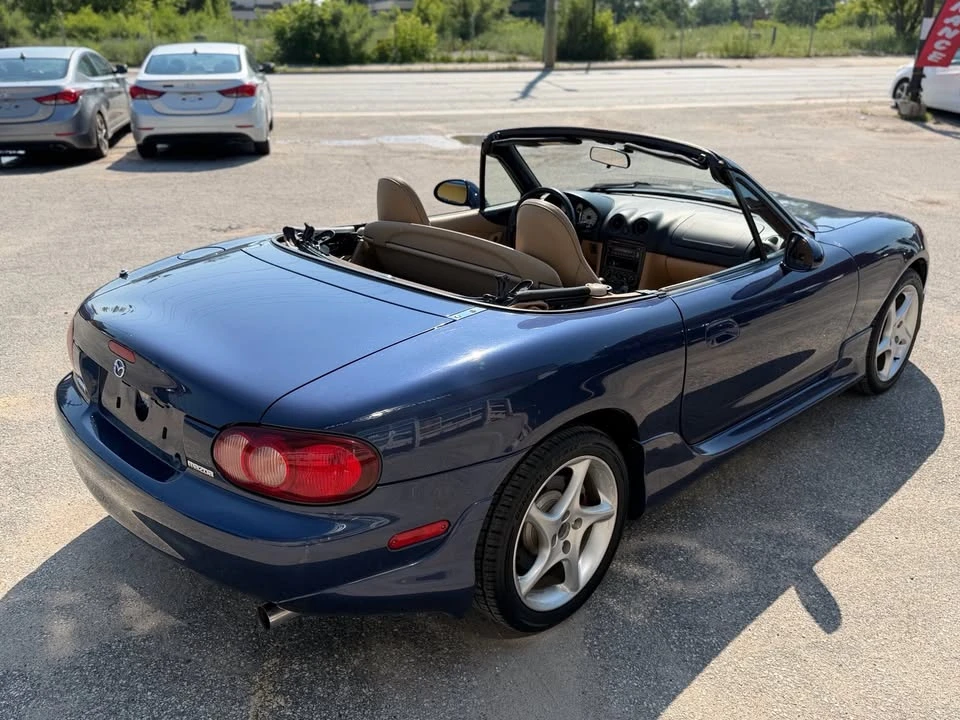 2001 Mazda NB MX-5 Miata - Image 5 of 20