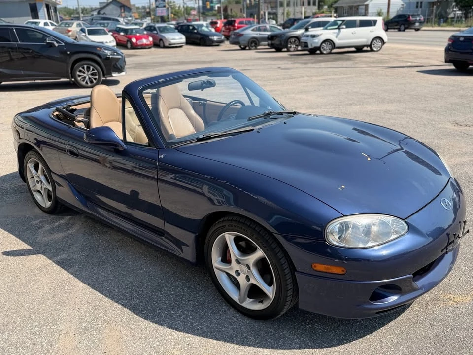 2001 Mazda NB MX-5 Miata - Image 11 of 20