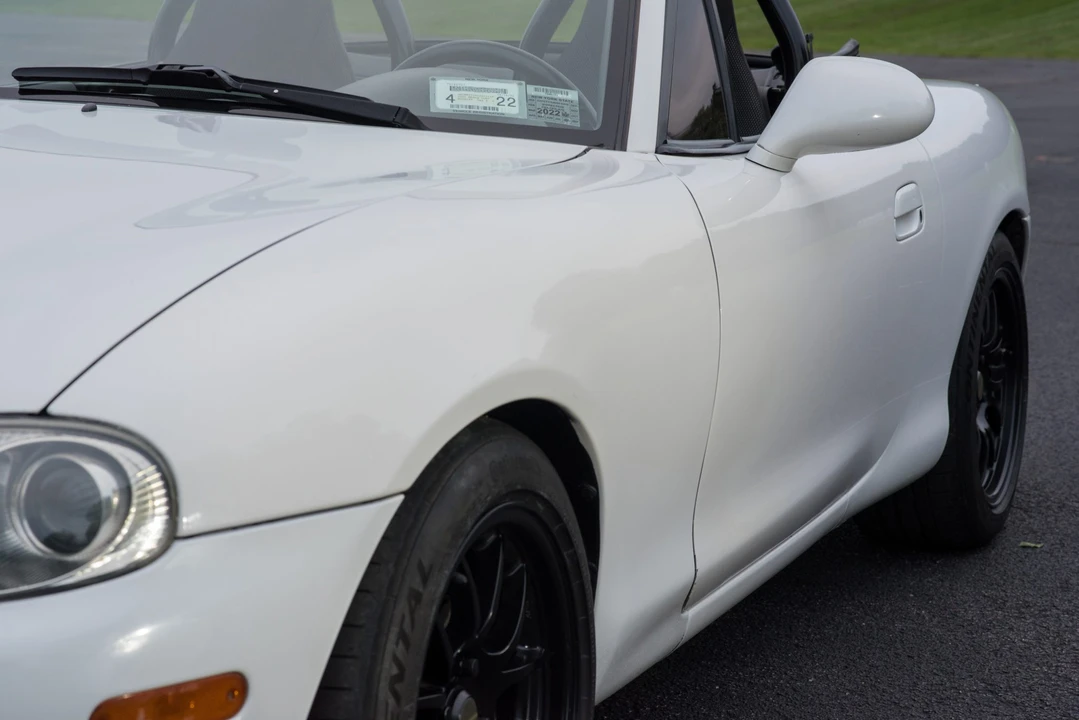 2001 Mazda NB MX-5 Miata - Image 28 of 31