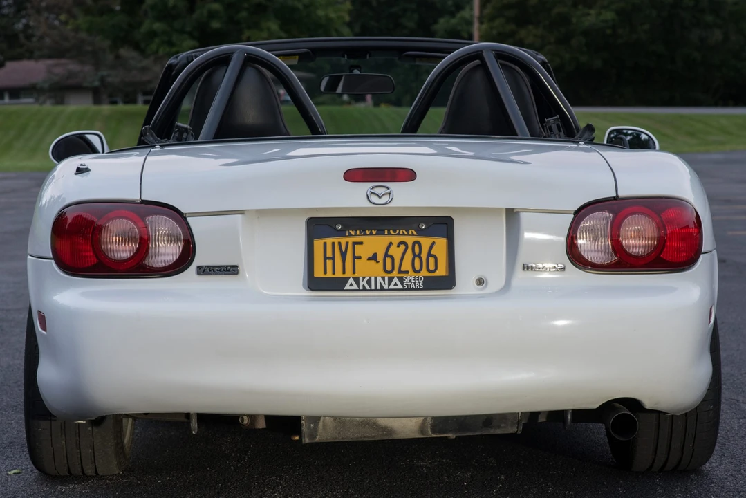 2001 Mazda NB MX-5 Miata - Image 7 of 31