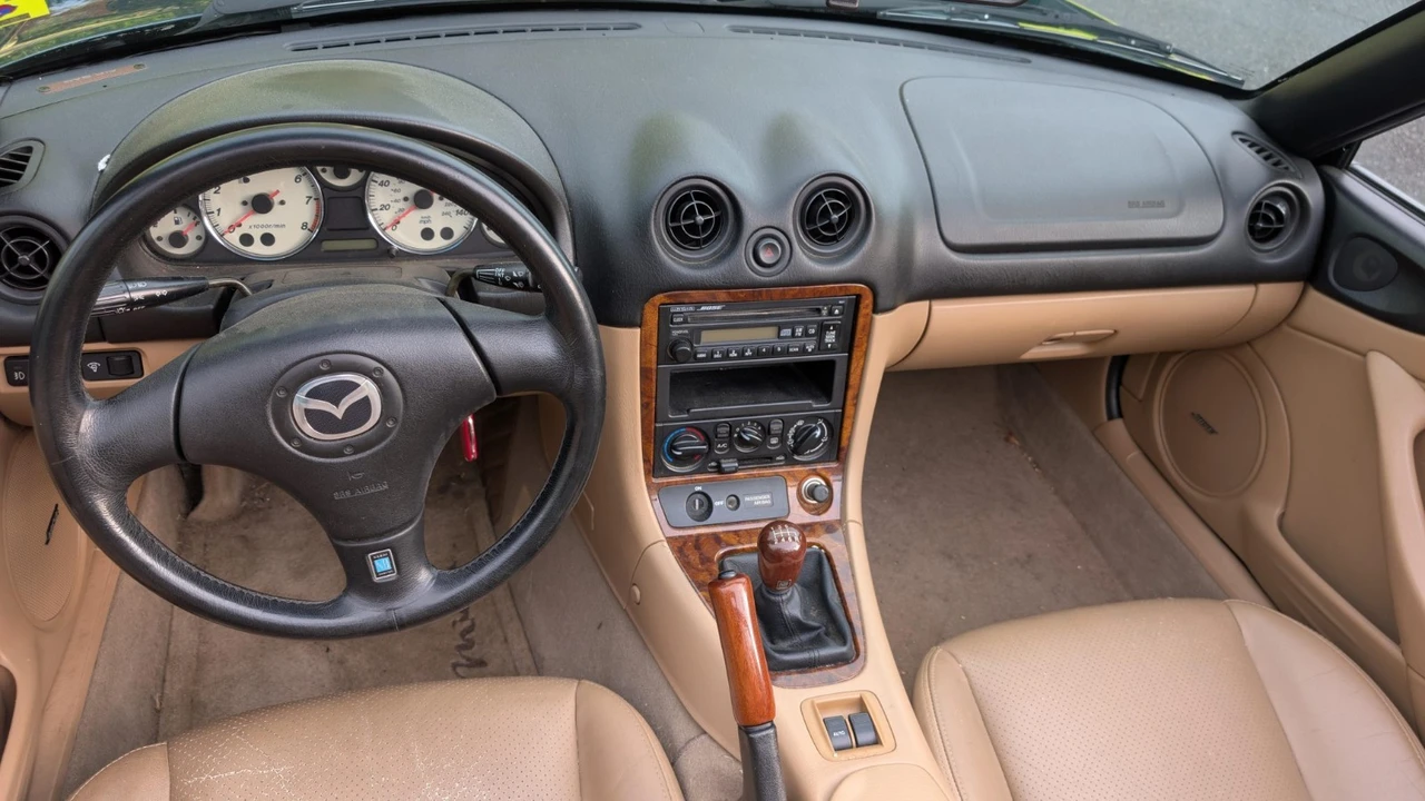 2001 Mazda NB MX-5 Miata - Image 18 of 31
