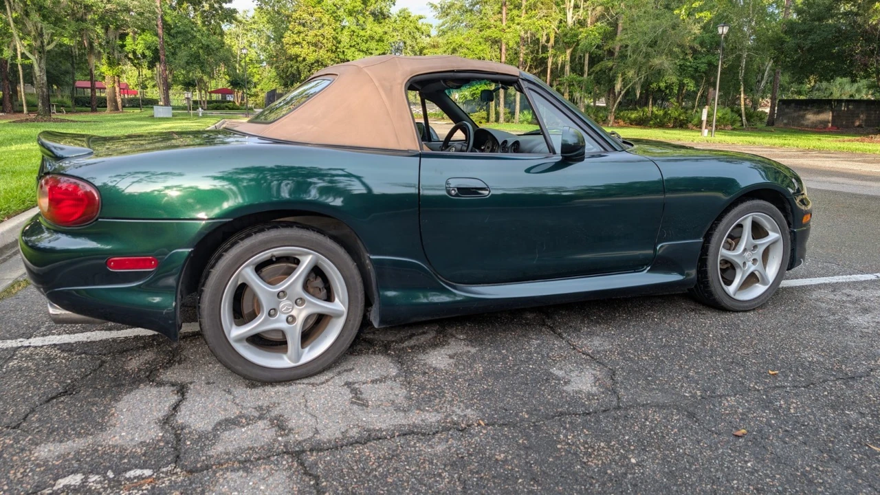 2001 Mazda NB MX-5 Miata - Image 5 of 31