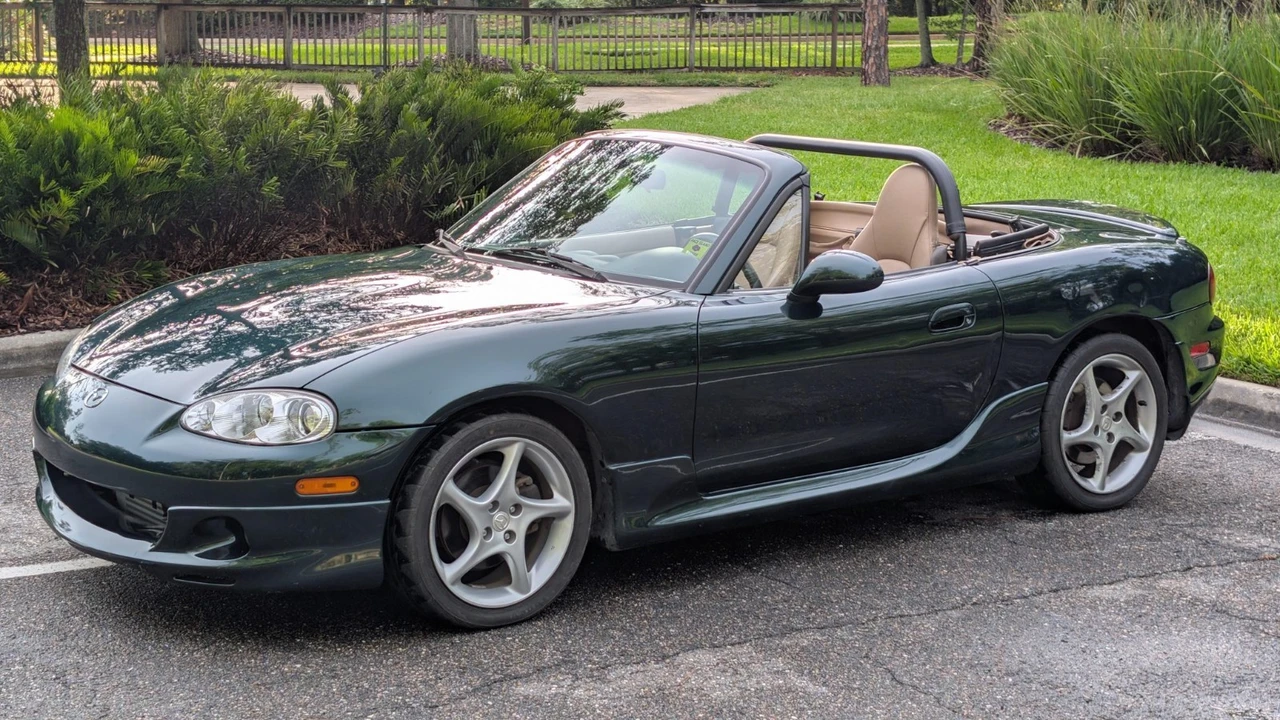 2001 Mazda NB MX-5 Miata - Image 21 of 31