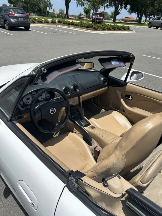2001 Mazda NB MX-5 Miata - Image 21 of 24