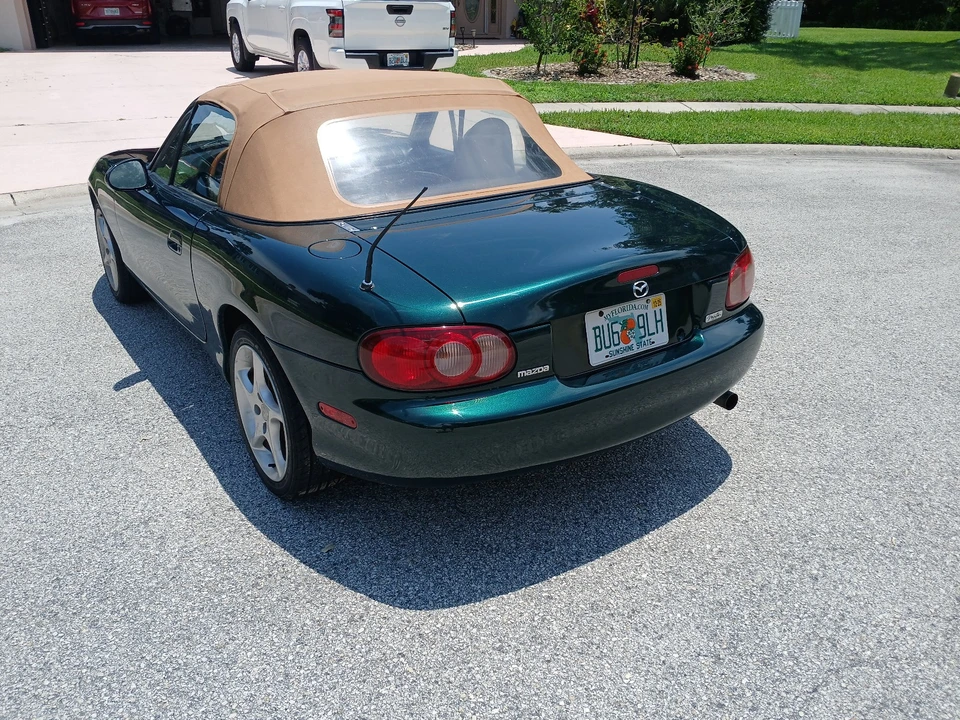 2001 Mazda NB MX-5 Miata - Image 3 of 21