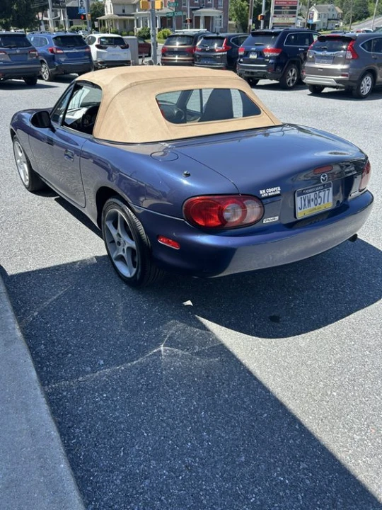 2001 Mazda NB MX-5 Miata - Image 9 of 31