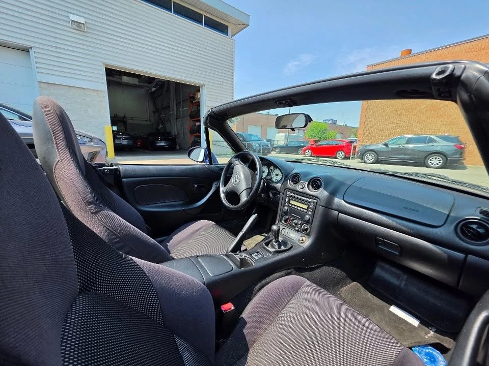 2001 Mazda NB MX-5 Miata - Image 5 of 6