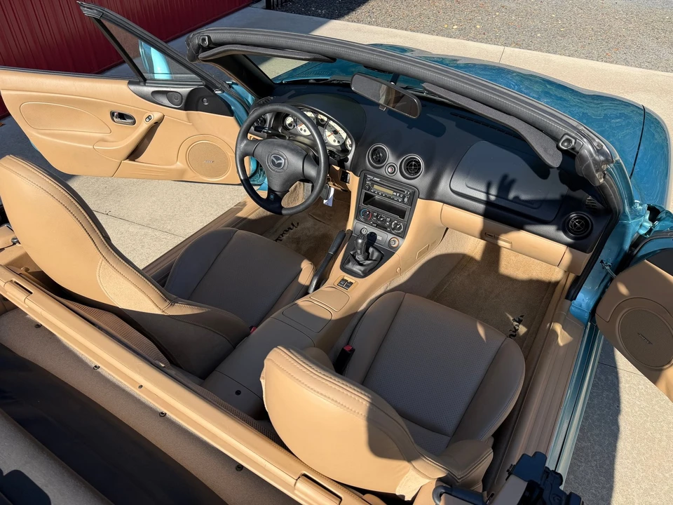 2001 Mazda NB MX-5 Miata - Image 21 of 31