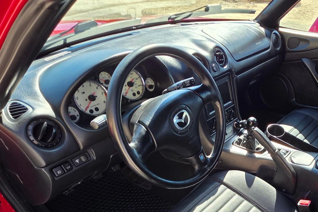 2001 Mazda NB MX-5 Miata - Image 29 of 31